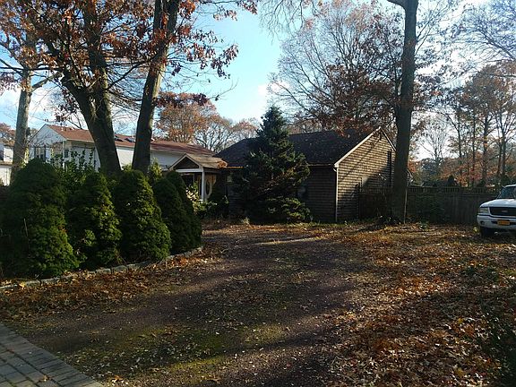 3rd image of 30 Champlin St