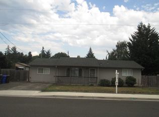 515 Kennel Ave, Molalla, OR 97038