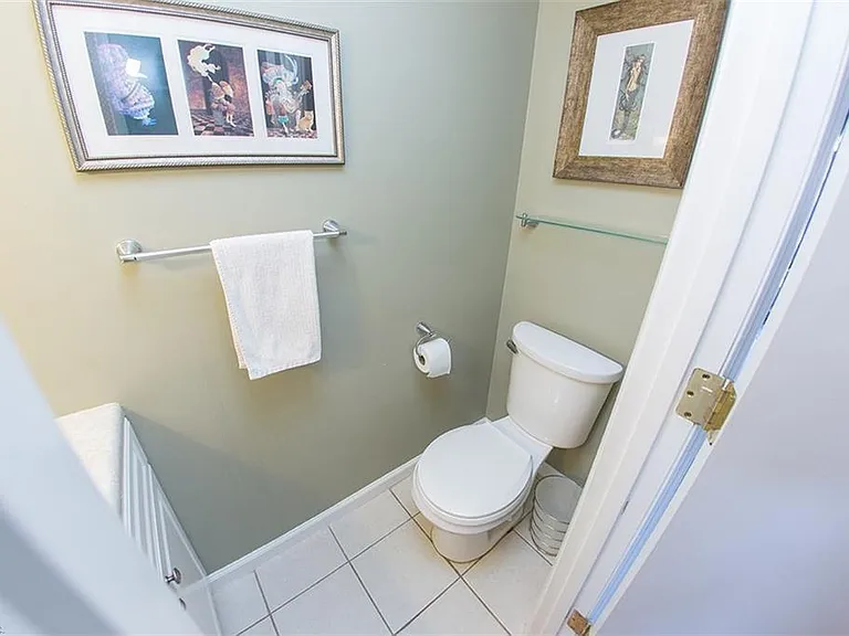 1240 White Birch Ln — Photo 9