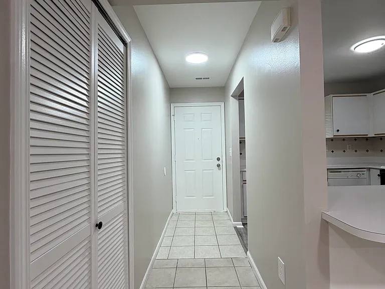 44411 Sunnyside Dr — Photo 22