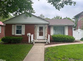 1432 Avenue F, Fort Madison, IA 52627