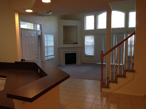 5th image of 5362 Pandoria Ave