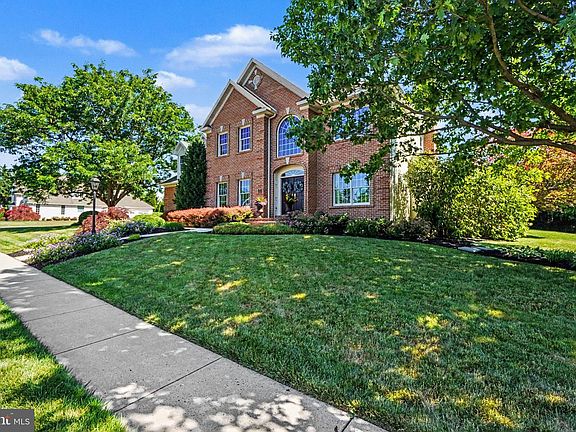 2nd image of 1773 S Meadow Dr