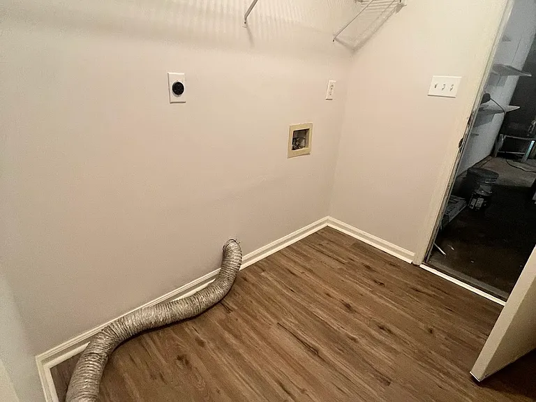 5805 Pennycross Ln — Photo 11