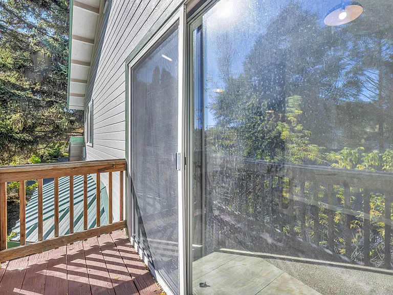 604 Pine St — Photo 49