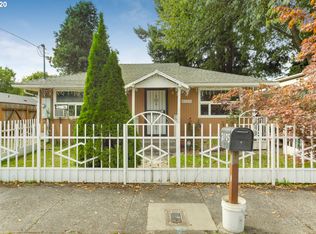 2105 SE 162nd Ave, Portland, OR