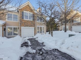 18 Birchwood Ln, North Haledon Boro, NJ 07508