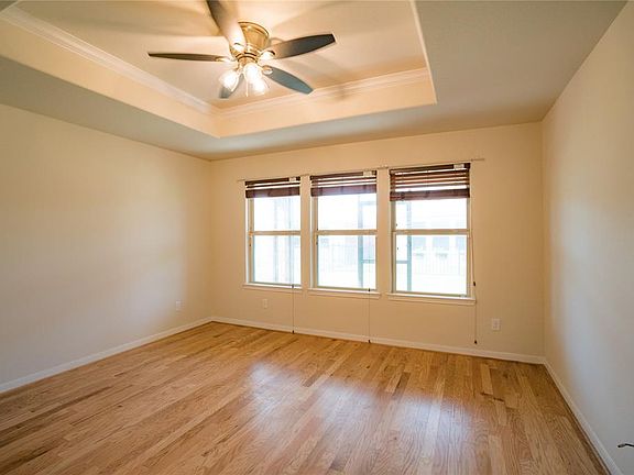 5th image of 2927 Coral Berry Ct