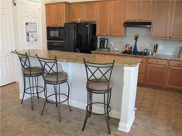 15209 Interlachen Dr — Photo 5