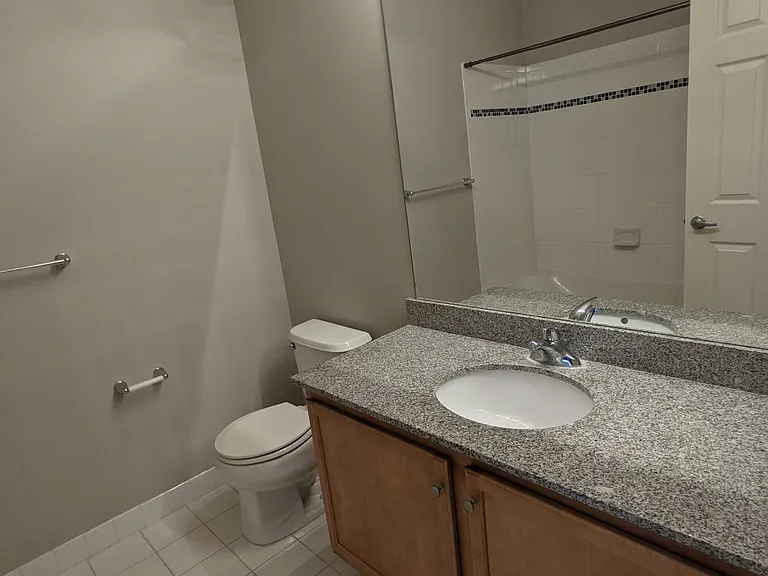 105 Conover Ter — Photo 10