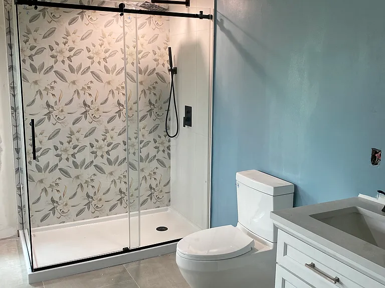 618 Holly Rd — Photo 3
