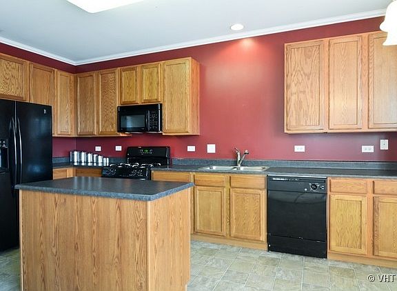 2nd image of 785 Thornbury Ct #785