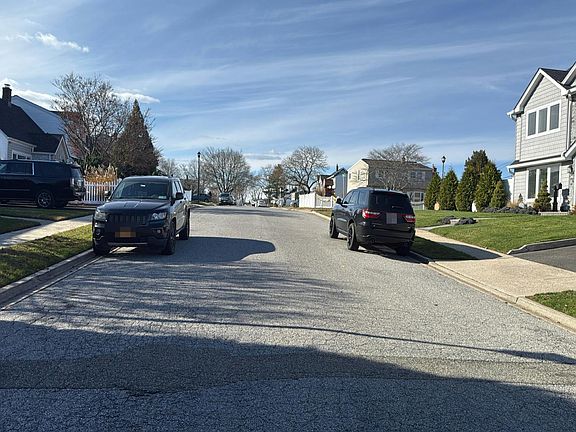 4th image of 2 Rope Ln