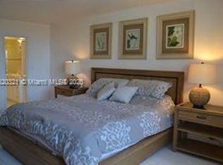 2030 S Ocean Dr APT 403, Hallandale, FL 33009