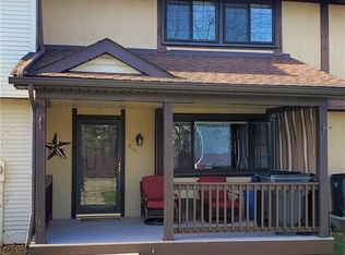 211 Old Ridge Rd, Coraopolis, PA 15108