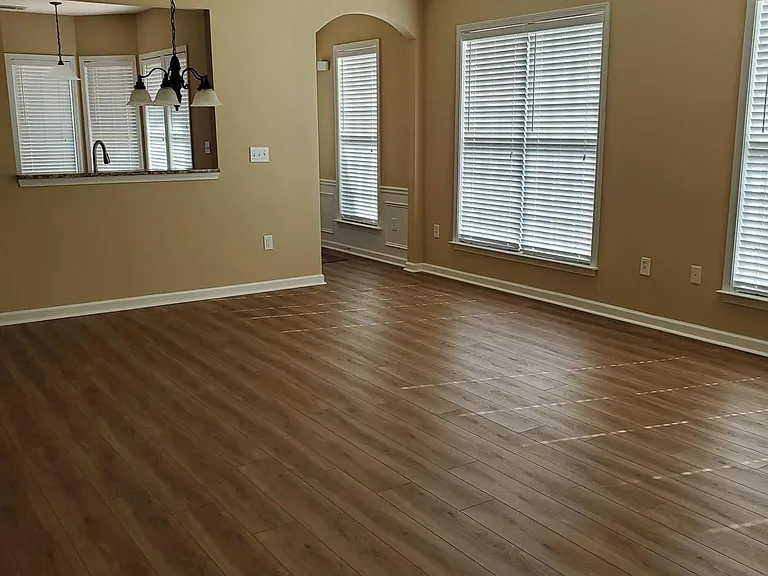 1220 Flat Rock St — Photo 9