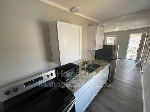 5th image of 810 S Hardy Ave APT B