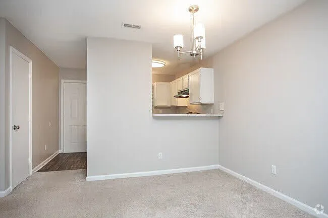 North Chase Apartments — Photo 24