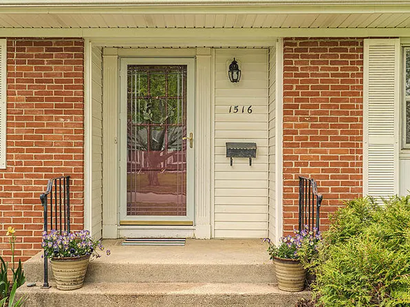 1516 Arborview Blvd, Ann Arbor, MI 48103
