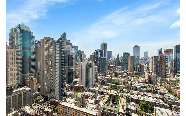 Rented by Douglas Elliman | media 21