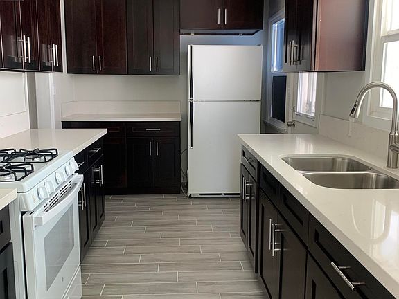 5th image of 2349 E Washington Blvd