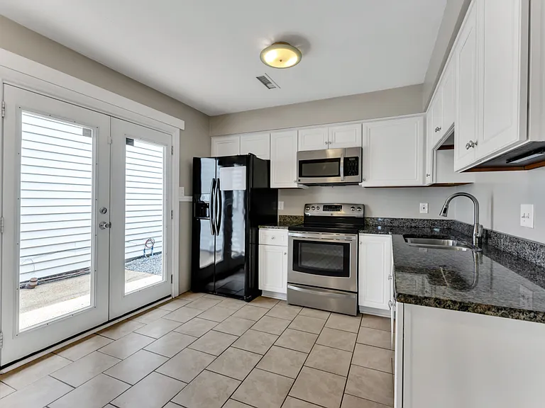 932 Fern Ridge Rd — Photo 10
