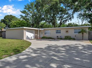8415 Kumquat Ave, Seminole, FL 33777