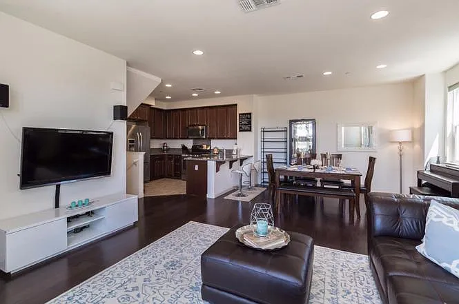 2nd floor - Living room