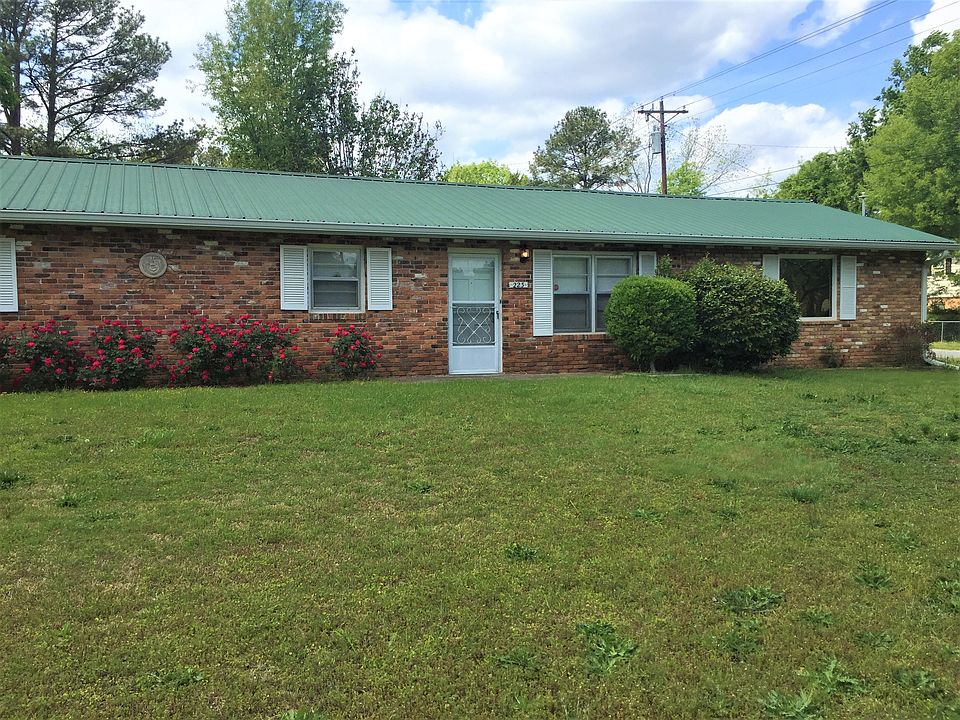 Front facing Oklahoma Avenue