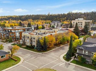 540 W 34th St NW #107, Calgary, AB T2N 2X7