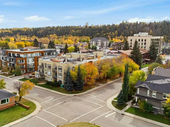 540 W 34th St NW #107, Calgary, AB T2N 2X7