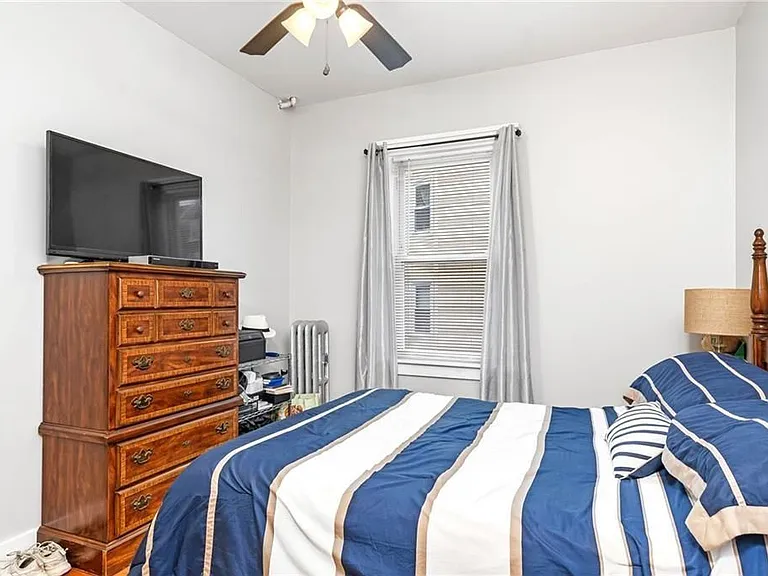 2 Poplar St #1 — Photo 12