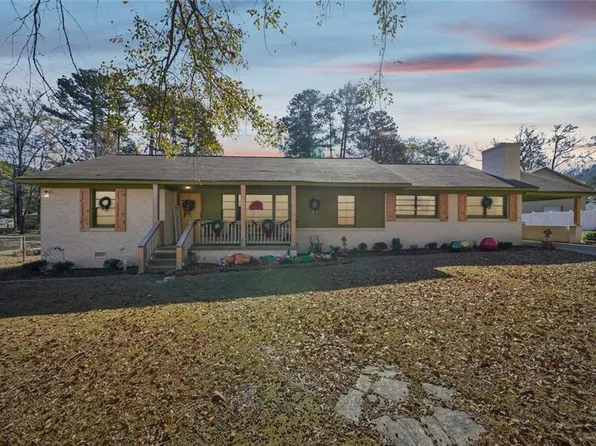 3326 Livingston Trce, Sylacauga, AL 35150