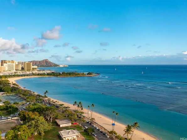 1108 Auahi St APT 3000, Honolulu, HI 96814