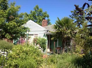 9016 12th Ave NE, Seattle, WA 98115