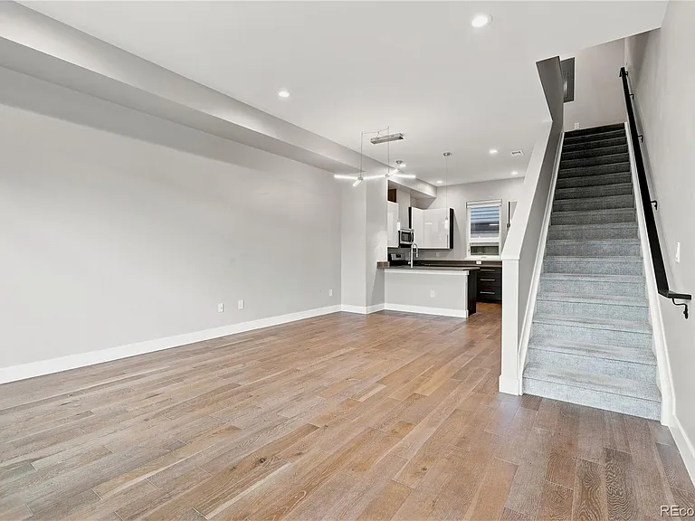 3832 Jason St #5 — Photo 7