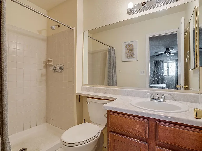 6435 Chantilly Pl #3 — Photo 26