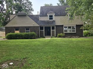 111 E Southglen Dr, Terre Haute, IN