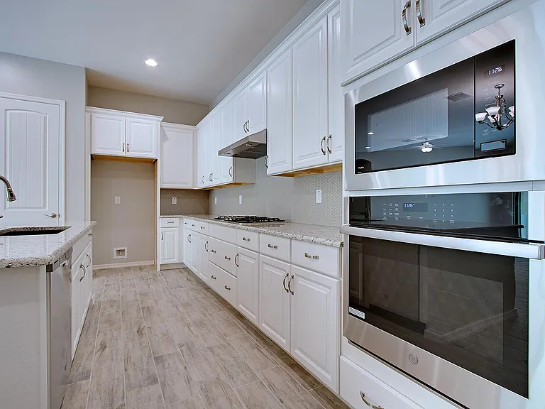 4290 E Cynthia St — Photo 45