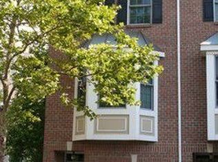 429 Newburgh Ct, Guttenberg, NJ