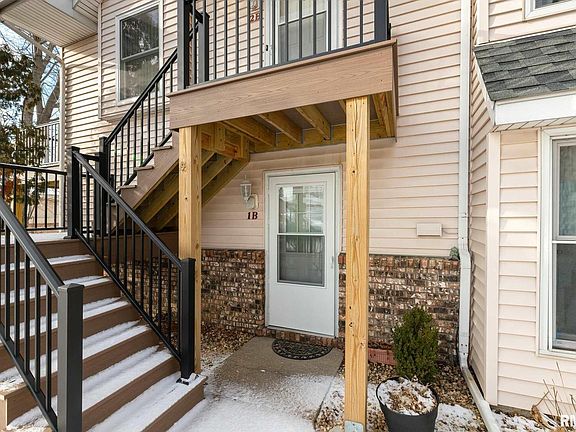 2nd image of 2019 E 38th Street Pl