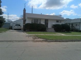 205 S 15th St, Norfolk, NE 68701