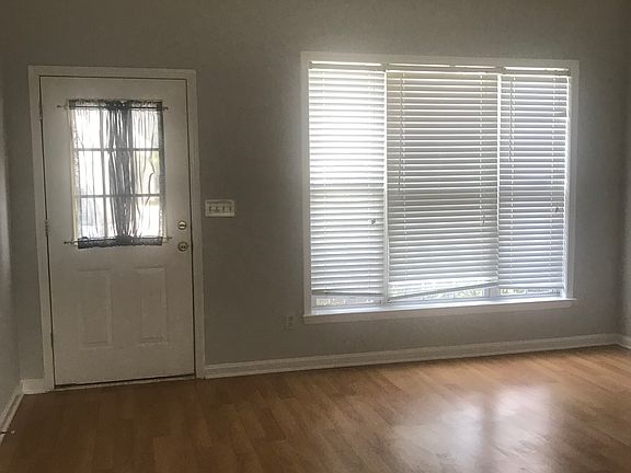 2nd image of 3065 Oxwell Dr