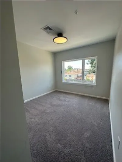 135 Waterman Ave #22 — Photo 3