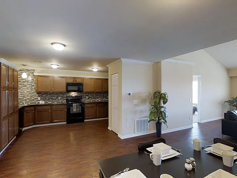 Alexander Estates, Inc. — Photo 7