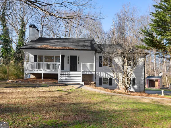 3928 Doe Run Dr, Powder Springs, GA 30127