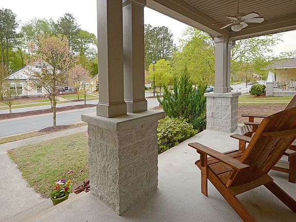 5th image of 3621 Willow Run Dr