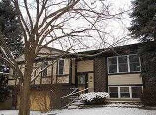 480 Falcon Ridge Way, Bolingbrook, IL 60440