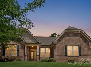 1906 Pensco Pond Ct, Waxhaw, NC 28173