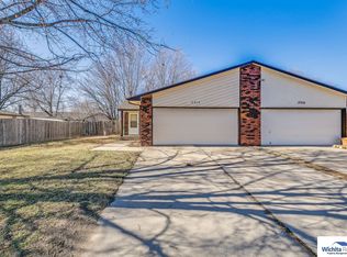 8914 E Bluestem St, Wichita, KS 67207